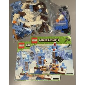 BRUGT S�T - LEGO MINECRAFT 21131 Isspidserne