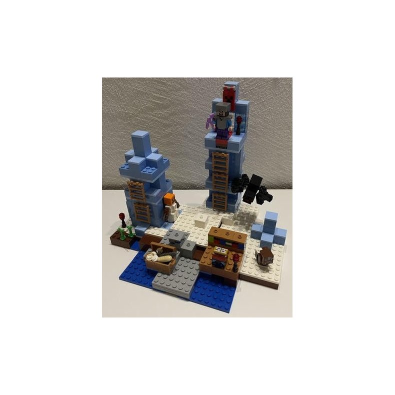 BRUGT S�T - LEGO MINECRAFT 21131 Isspidserne