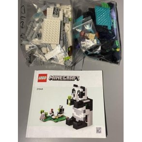 BRUGT S�T - LEGO MINECRAFT 21245 Panda reservatet
