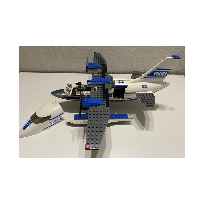 BRUGT S�T - LEGO CITY 7723 Politi vandfly