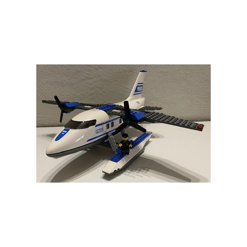 BRUGT S�T - LEGO CITY 7723 Politi vandfly